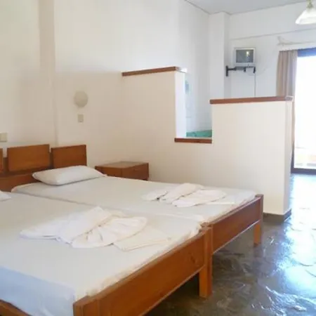 Pergamos Village Ξενοδοχείο με διαμερίσματα Κολυμβάρι