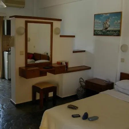 Ξενοδοχείο με διαμερίσματα Pergamos Village