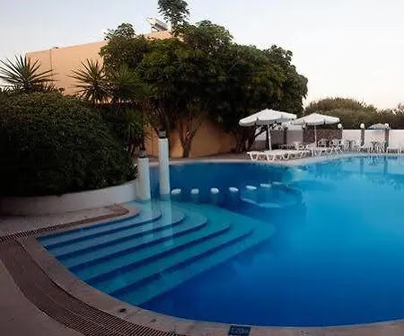 Pergamos Village Lejlighedshotel 2*