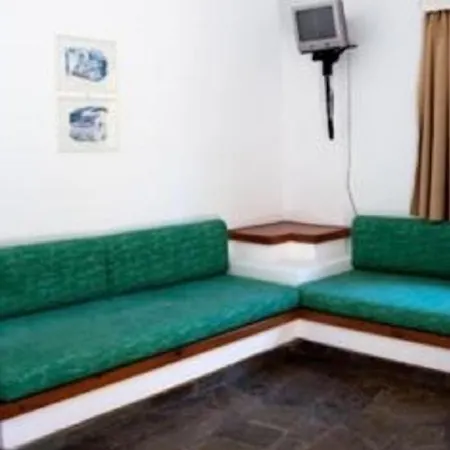 Pergamos Village 2*